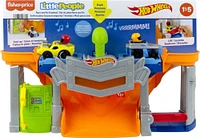 Fisher-Price Little People Hot Wheels Race Track for Toddlers, Race and Go Track Set, 2 Cars