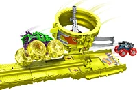 Hot Wheels Monster Trucks Power Smashers Race & Chase Challenge with Oversized Skelesaurus, 1:64 Scale Bone Shaker & 2 Crushed Cars