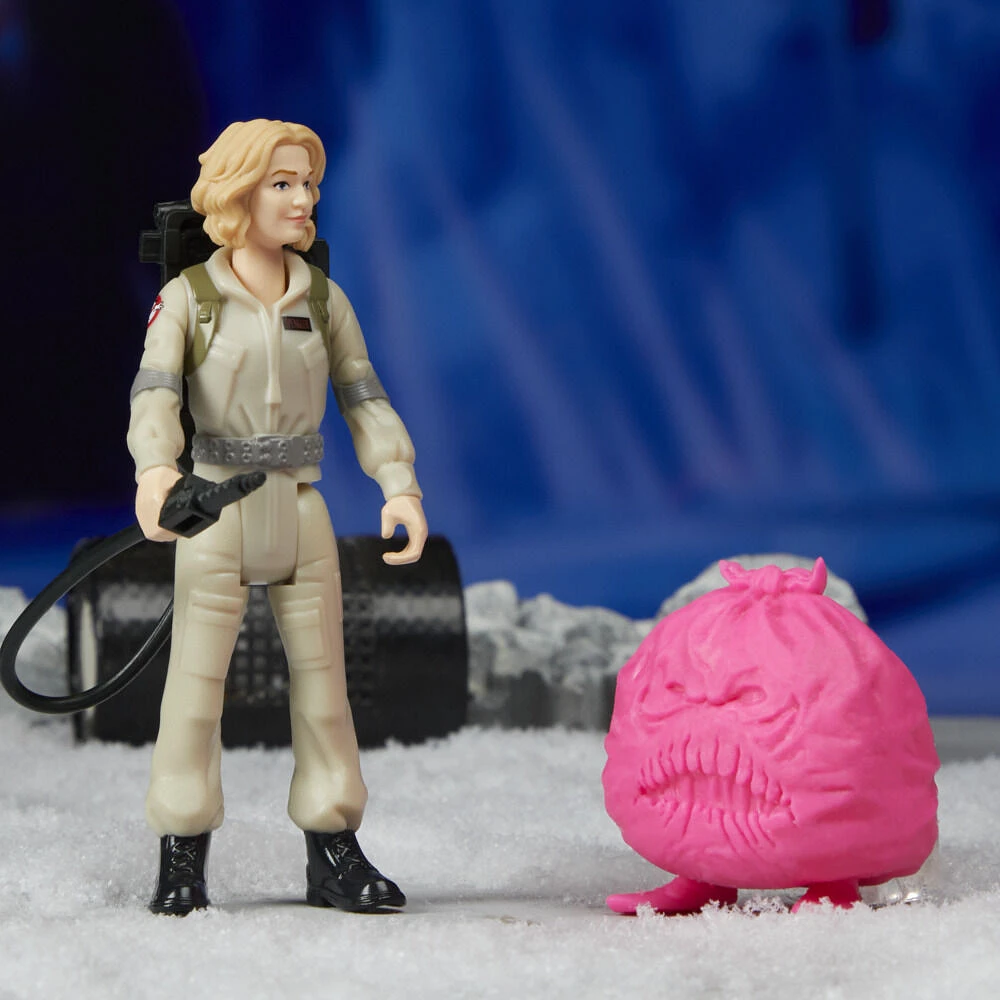 Ghostbusters Fright Features Callie Spengler 5-Inch Collectible Action figure with Ecto-Stretch Tech Possessor Accessory