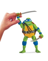 Teenage Mutant Ninja Turtles: Mutant Mayhem Leonardo Deluxe Ninja Shouts Figure