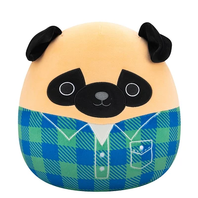 Peluche Squishmallows 12" - Prince le carlin avec chemise en flanelle