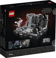 LEGO Star Wars Death Star Trench Run Diorama 75329 Building Kit (665 Pieces)