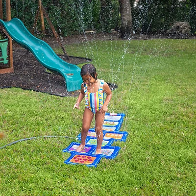Little Tikes Animal Friends Hopscotch Sprinkler