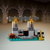 LEGO Minecraft L'armurerie Aventure de construction 21252