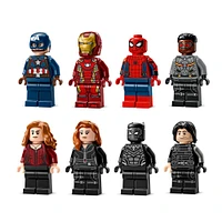 LEGO Marvel Captain America Civil War Action Battle Building Set - Superhero Toy - with 8 Minifigures and Giant Ant Man - 76314