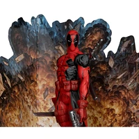 Marvel Deadpool 1:10th Scale Posed Figure with Scene (The New Mutants #98)