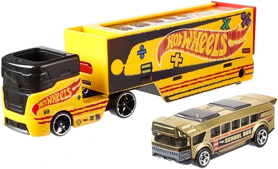 Hot Wheels Super Rigs - Pencil Pusher