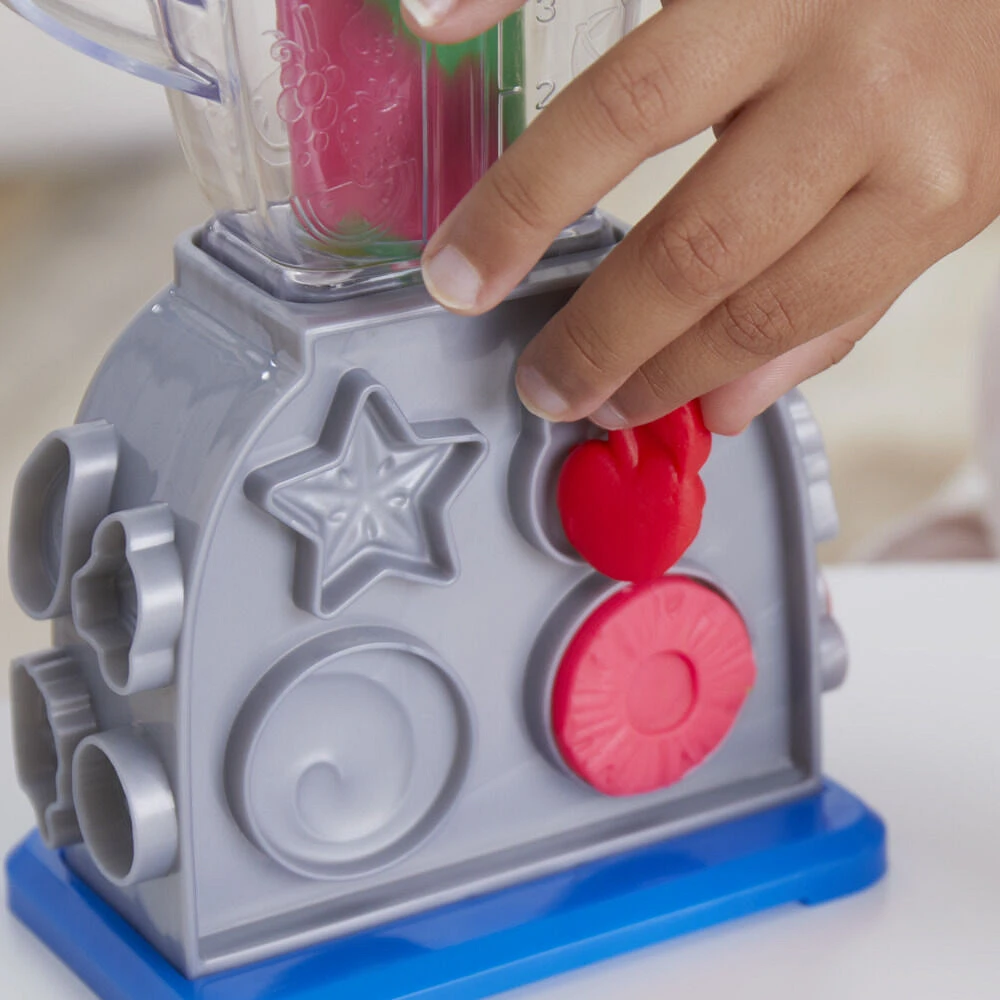 Play-Doh Swirlin' Smoothies Toy Blender Playset