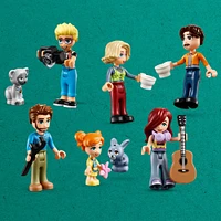 LEGO Friends Les maisons familiales d'Olly et Paisley 42620