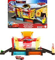 Disney/Pixar Les Bagnoles CC Laveauto Préparation à la Course