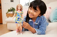 Barbie Fashionistas-Poupée atteinte de trisomie 21 avec robe