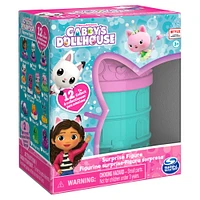 DreamWorks Gabby's Dollhouse, Surprise Blind Mini Figure and Accessory Stand (Style May Vary)