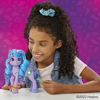 My Little Pony: Make Your Mark Toy See Your Sparkle Izzy Moonbow