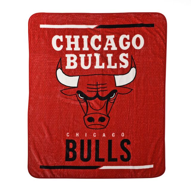  NBA Chicago Bulls Uniform Huddler Blanket With Sleeves