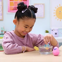 Hatchimals Alive, Coffret surprise 1 figurine, mini figurines dans des oeufs qui éclosent tout seuls (plusieurs modèles disponibles)