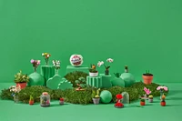 Capsule Mini Brands Create Garden