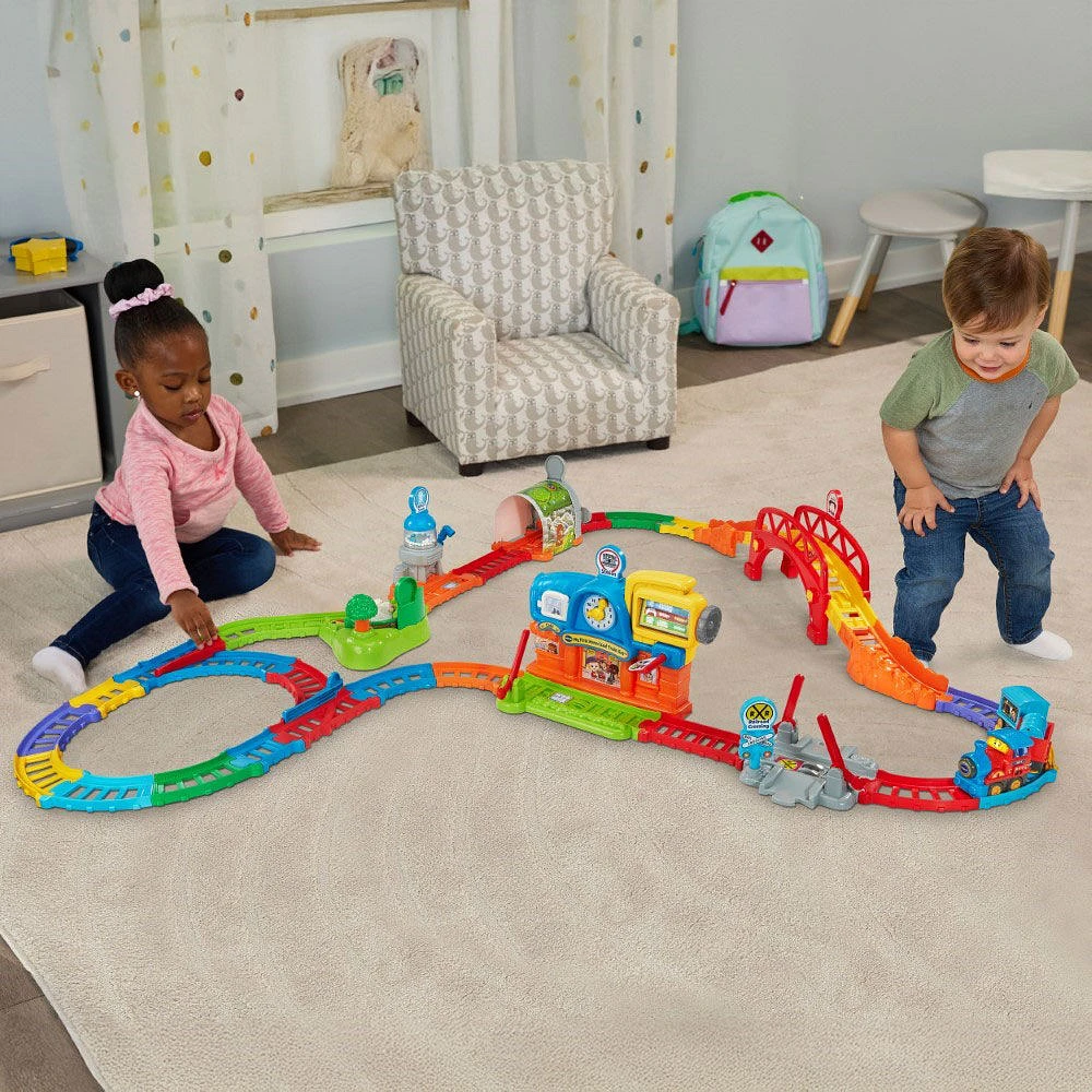 VTech Super circuit train éducatif + Adam train marchand