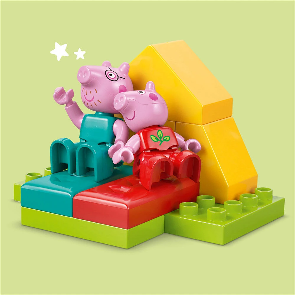 LEGO DUPLO Peppa Pig Le voyage en camping, Ensemble de jeu de construction avec canot pour un jeu créatif 10452