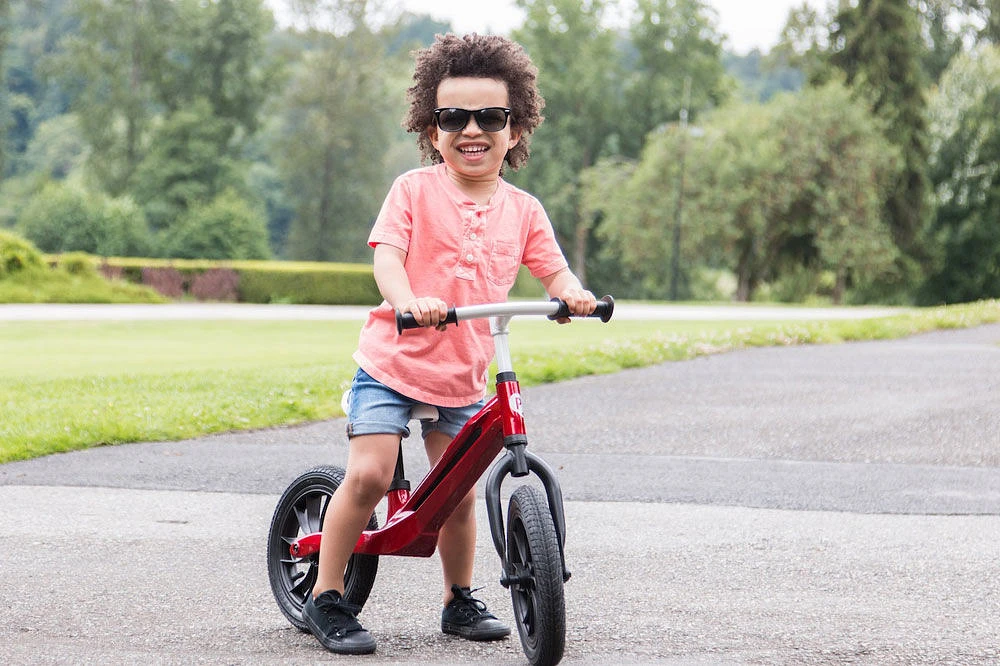 QPlay - Balance Bike Racer