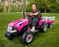 Peg Perego - Case IH Magnum Tractor with Trailer - Pink