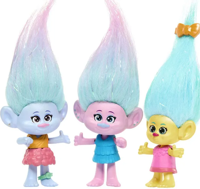 Dreamworks Trolls Band Together Trendsettin’ Trio Fashion Dolls with Queen Poppy, Spruce Bruce & Floyd