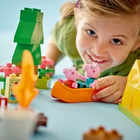 LEGO DUPLO Peppa Pig Le voyage en camping, Ensemble de jeu de construction avec canot pour un jeu créatif 10452