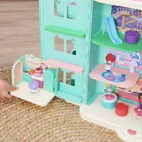 DreamWorks, Gabby's Dollhouse, Bakey with Cakey Kitchen avec figurine et 3 accessoires, 3 meubles et 2 boîtes surprises