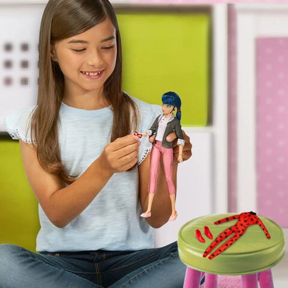 Miraculous "Super Secret" Marinette