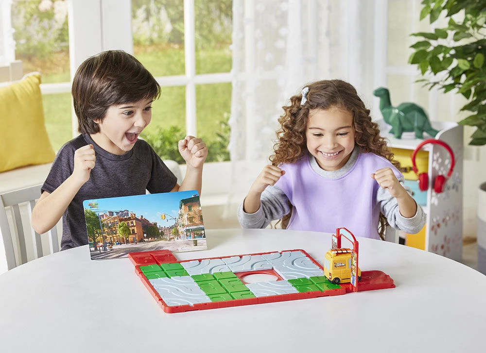 EPOCH Games Super Mario Route 'n Go, Tabletop Skill and Action Game with Collectible Super Mario Action Figures