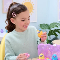 Hatchimals Alive, Egg Carton Jouet avec 5 mini figurines dans des oeufs qui éclosent tout seuls, 11 accessoires