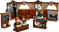 LEGO Harry Potter Le château de Poudlard : le club de sortilèges, Jouet de sorcier pour enfants, Ensemble de jeu de classe 76442