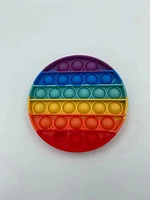 Push Pop Fidget - Cercle arc-en-ciel