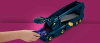 Fisher-Price - DC Batwheels - Bat-Camion avec rampe, rang. de véh.