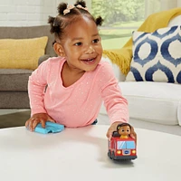 VTech CoComelon Go! Go! Smart Wheels Nina's Fire Truck and Track - English Edition