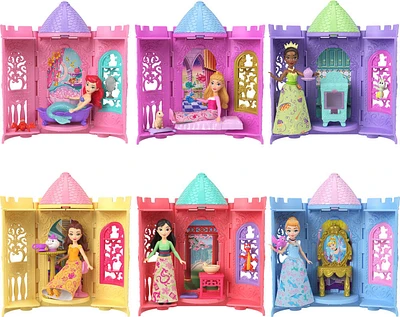 Princesses Disney Tourelle Surprise Petite poupée, 5 surprises