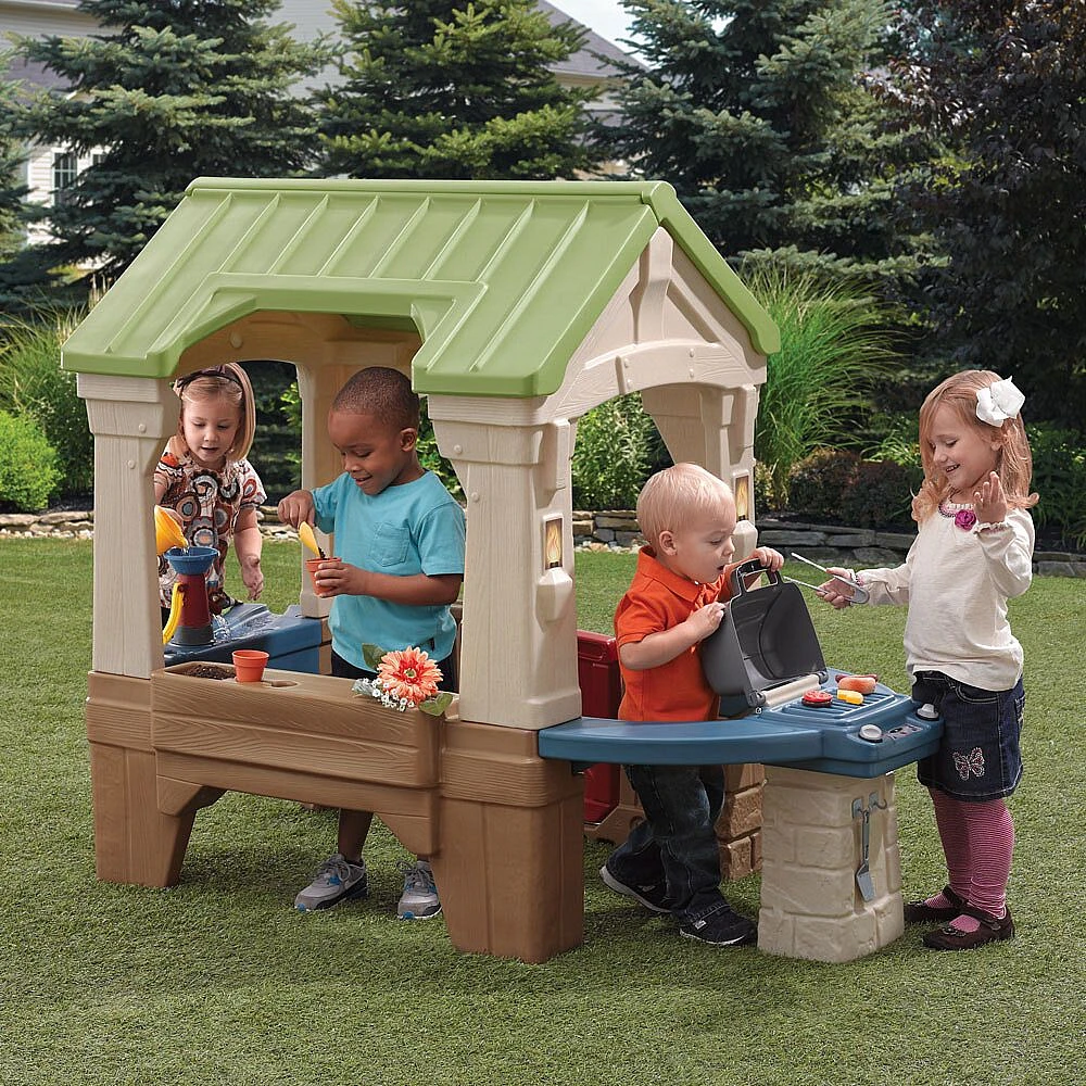 Step2 - Great Outdoors Playhouse