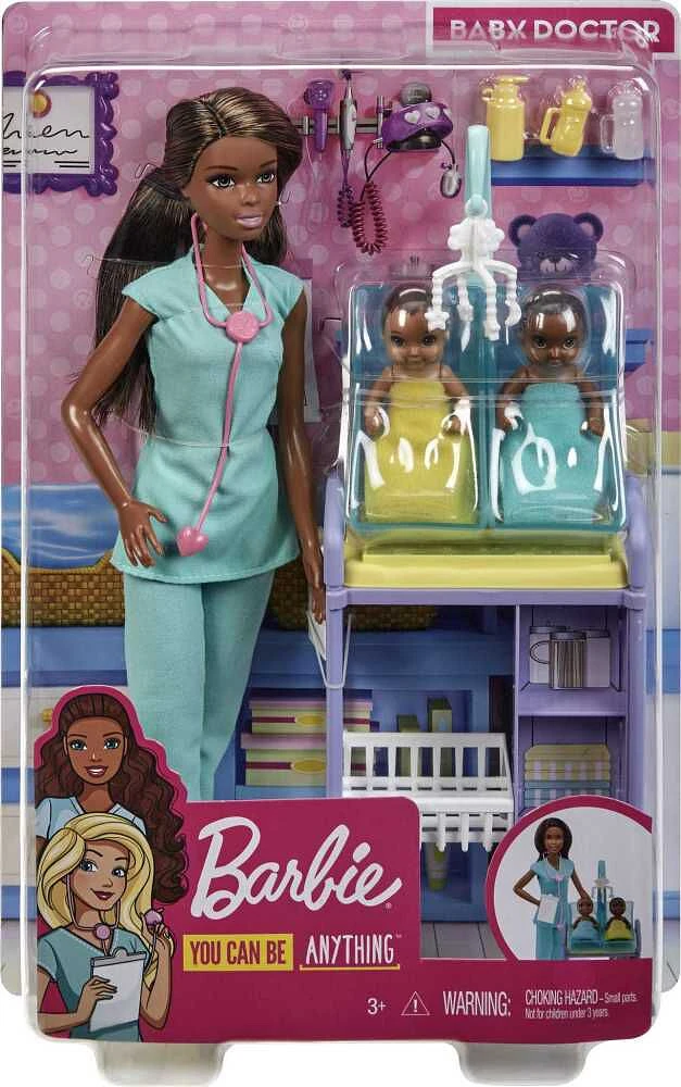 Coffret de jeu Barbie Pédiatre avec poupée brunette, 2 poupées bébés, éléments de jeu jouets