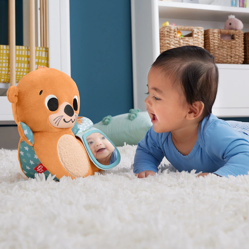 Fisher-Price Peluche Loutre basculante de jeu sur le ventre2 en 1