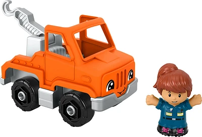 Fisher-Price Little People Help and Go Tow Truck and Figure Set for Toddlers, 2 Pieces