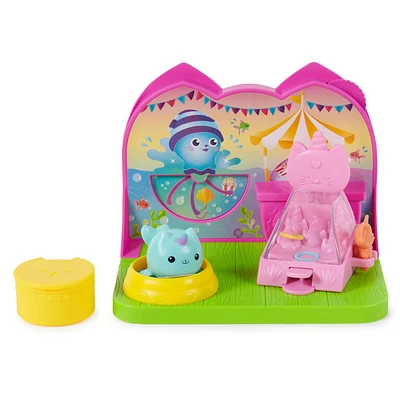 DreamWorks Gabby's Dollhouse Kitty Narwhal's Carnival Room, with Toy Figure, Surprise Toys and Dollhouse Furniture