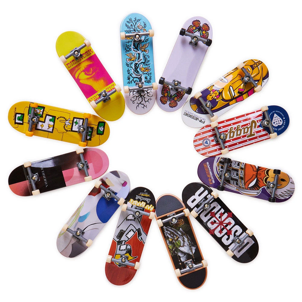 Tech Deck, 96mm Fingerboard Mini Skateboard with Authentic Designs (Styles May Vary)