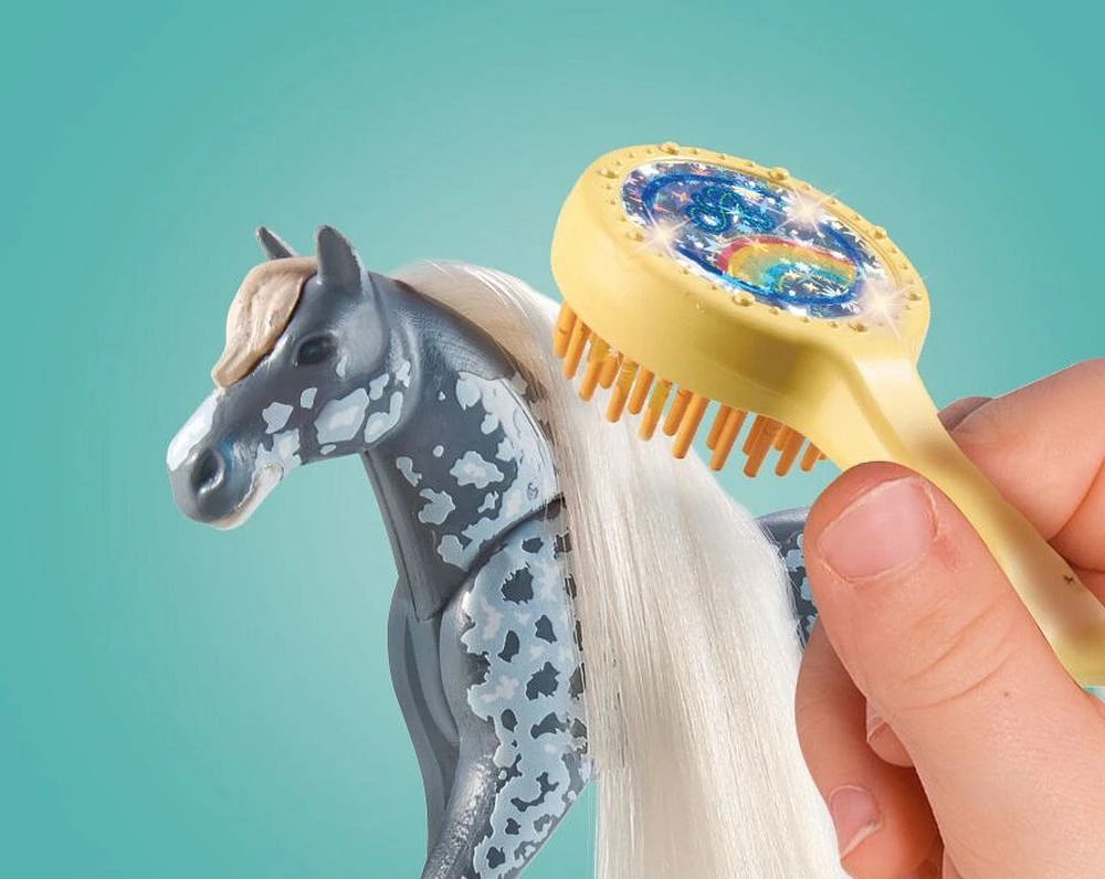 Playmobil - Amelia et Whisper avec box pour chevaux