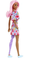 Barbie - Fashionistas - Poupée189, jambe artificielle