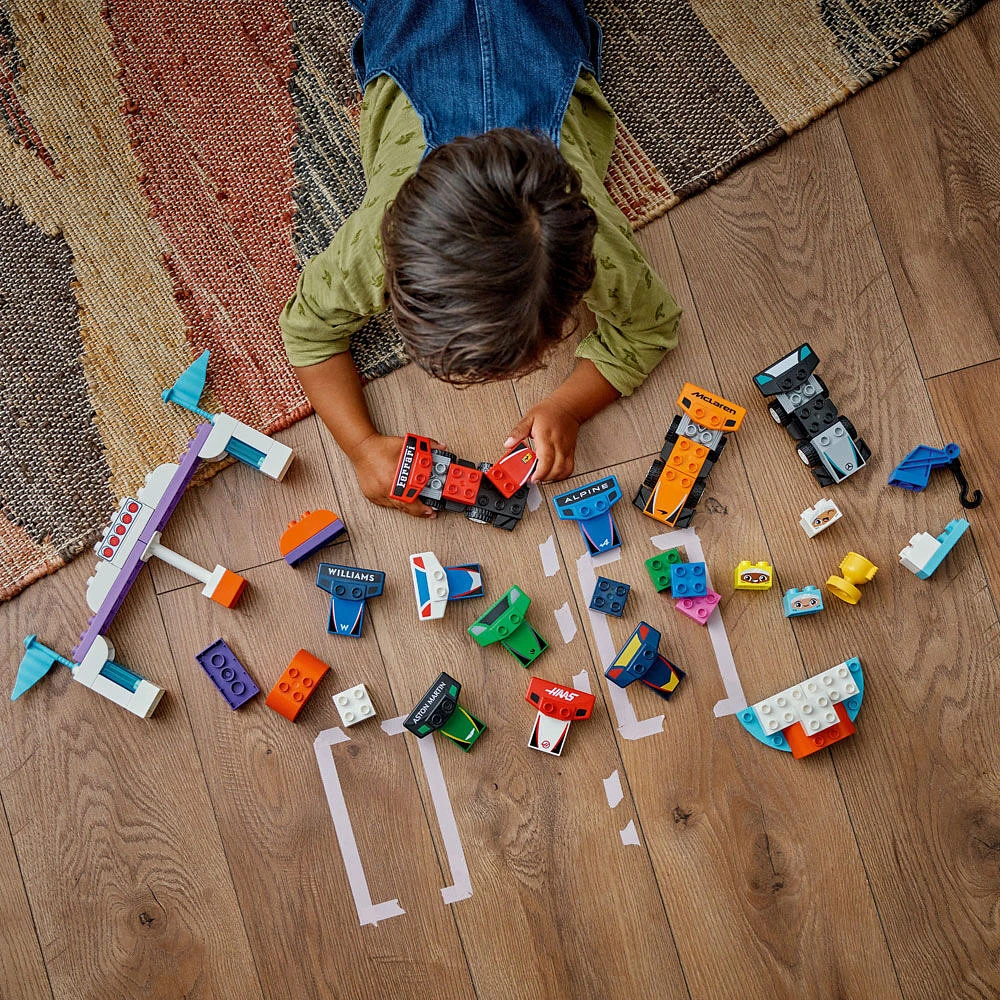 LEGO DUPLO Ma ville Les voitures de course et les pilotes d'écurie de F1 Jouet de construction qui inspire le jeu imaginatif 10445