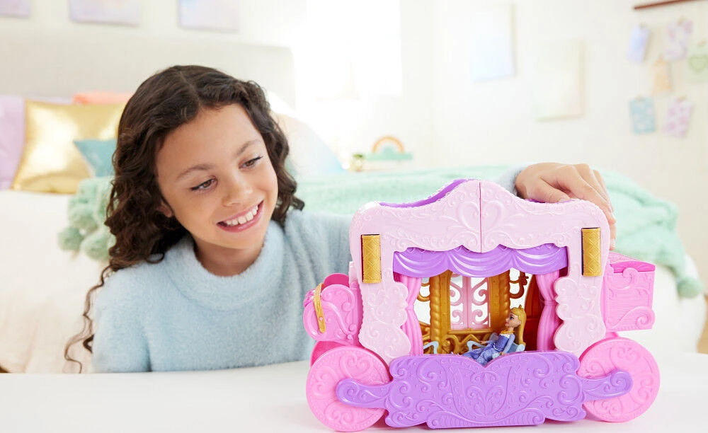 Princesses Disney-Calèche et Château-Coffret avec poupée Aurore