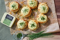 Smoked English Cheddar Cheese with Spring Onion & Chive