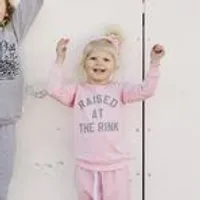 THE RAISED AT RINK RAGLAN PINK