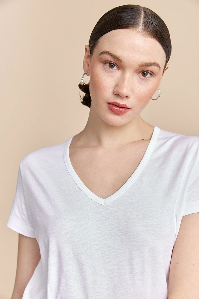 T-shirt essentiel col en V