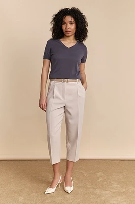 Cropped pant with pleats and belt