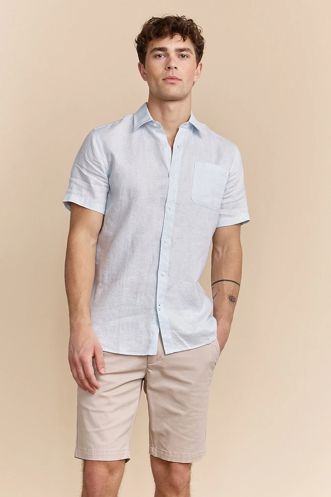 Semi-fitted short sleeve linen shirt